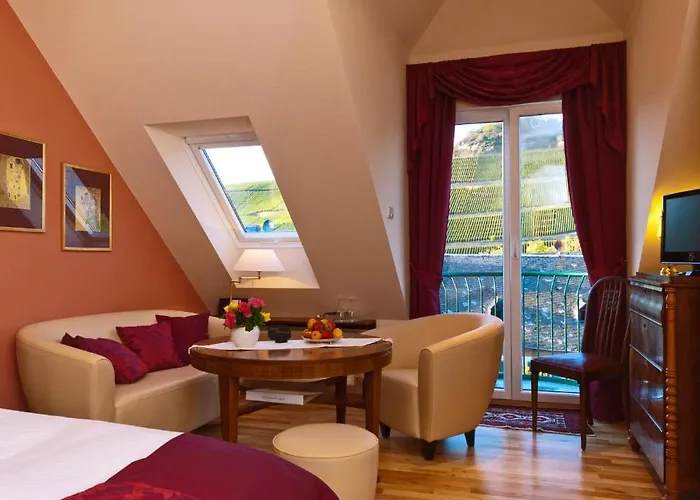 Brauneberger Hof 4* 브라운버그