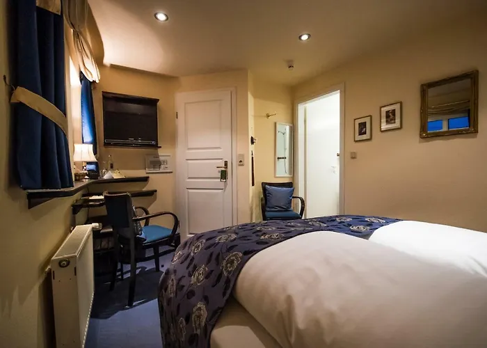 酒店 Brauneberger Hof 4*